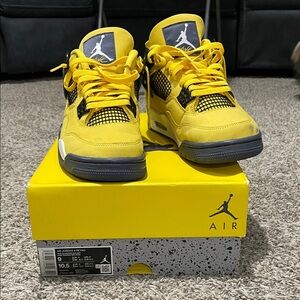 Jordan 4  Retro Yellow and Black Sneakers